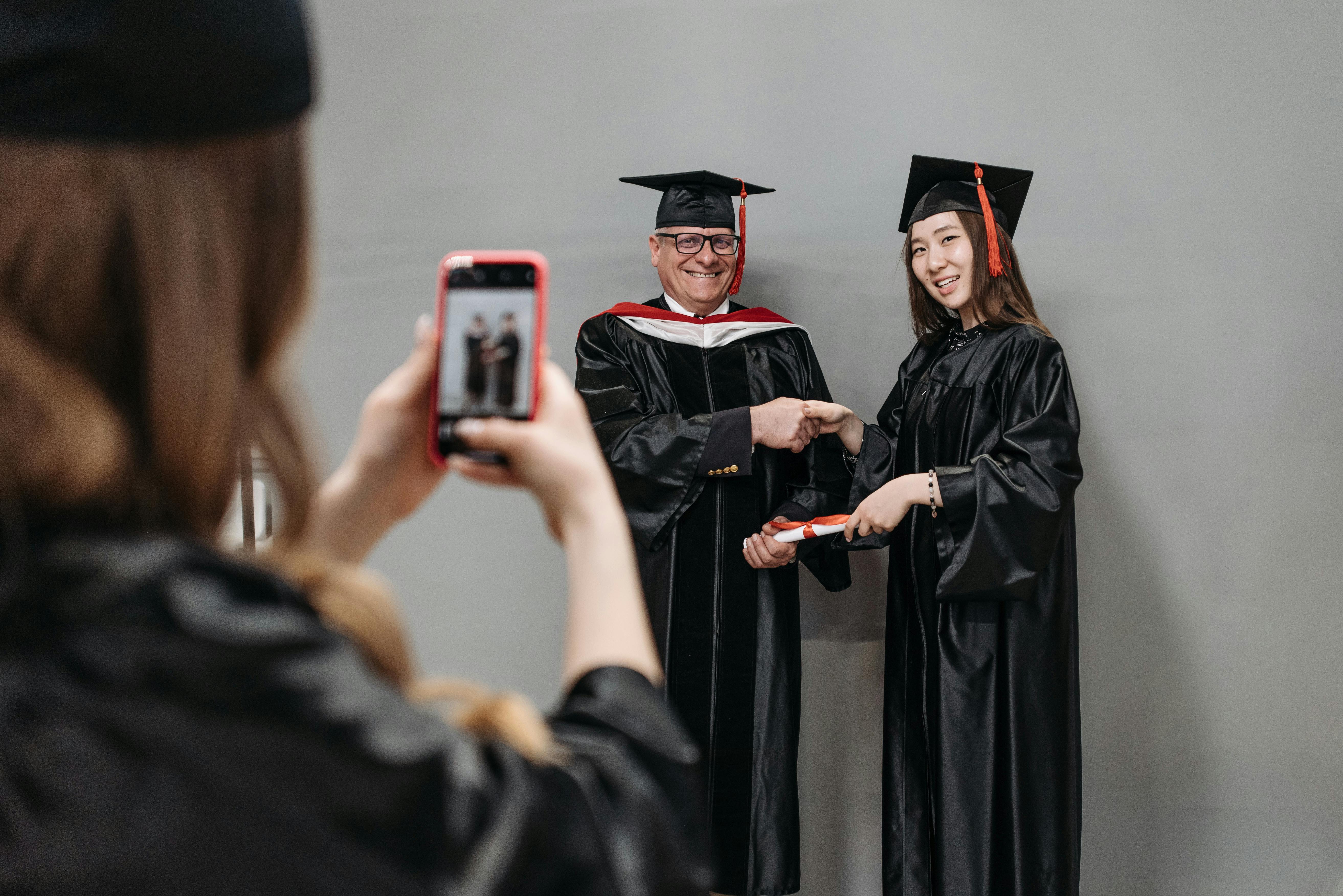 Why People Prefer the Best Fake Diplomas for Personal Use